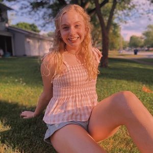 Meet your Posher, Caroline